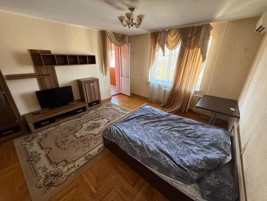 Продам отличную крупногабаритную 1к квартиру.