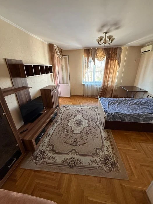 Продам отличную крупногабаритную 1к квартиру.