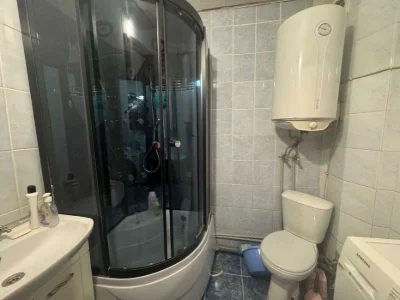 Продаю 3 комнатную квартиру на пр Корабелов 4  и1