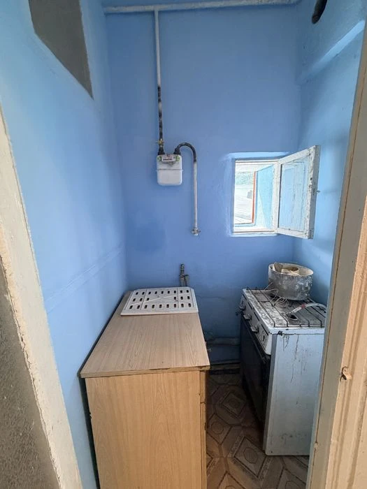 Продаж 1-к квартири 1-й поверх 4 Слобідська