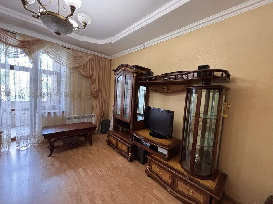 Продаж 2к квартири в самому серці міста