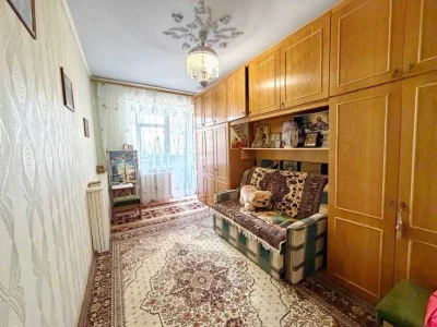 Продаж 3-кімнатної чешки з окремими кімнатами. Держ. програм