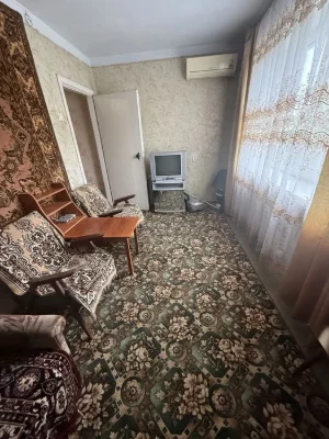 3 кім квартира на просп Корабелів, 11 , зуп. Арка