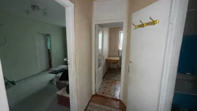 Продаж • 3к квартира • 56 м² • 4/5 поверх • Космонавтів • #1