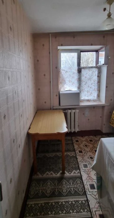 Продаж • 3к квартира • 56 м² • 4/5 поверх • Космонавтів • #1