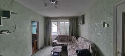 Продаж • 3к квартира • 56 м² • 4/5 поверх • Космонавтів • #1