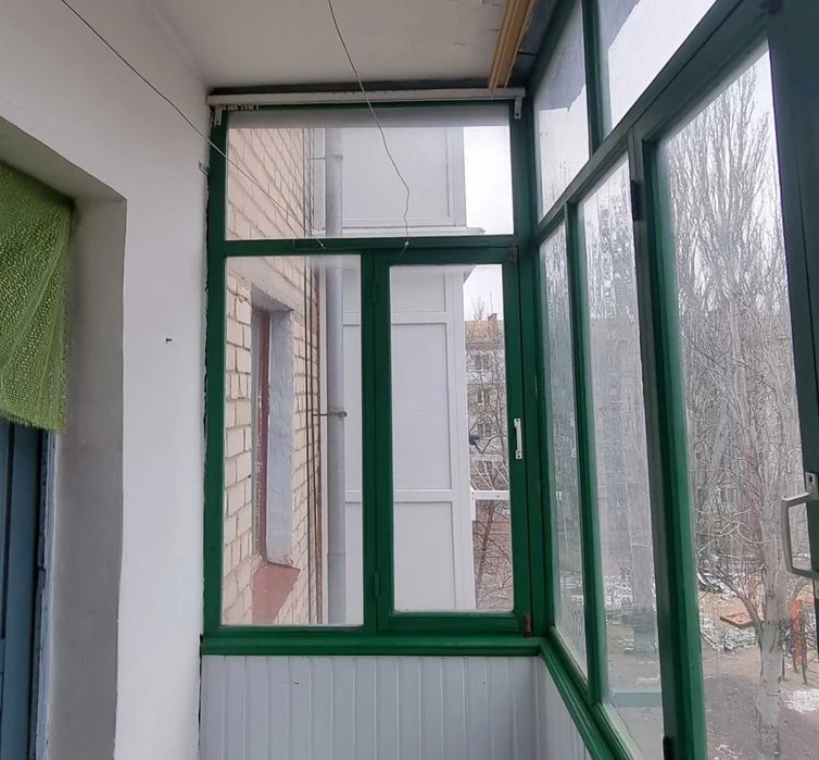 Продаж • 3к квартира • 56 м² • 4/5 поверх • Космонавтів • #1