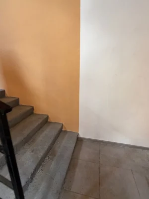Продаю студию  в самому центре г Николаев 43м2