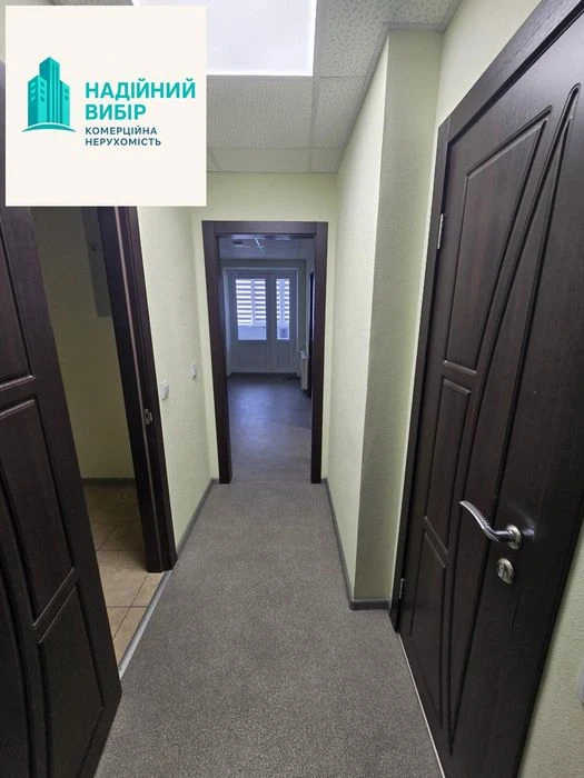 Продаж квартири на 1- му поверсі з окремим входом!