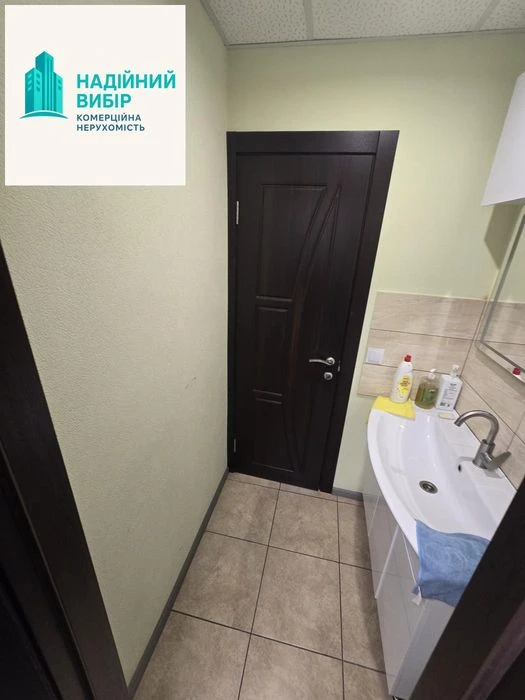 Продаж квартири на 1- му поверсі з окремим входом!