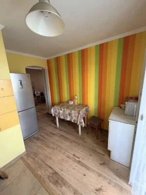 Продаж 1-к квартири 7/9 вул Космонавтів