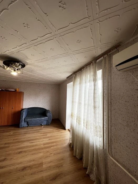 В Продажу 1 к к вул. Південна/ Атб