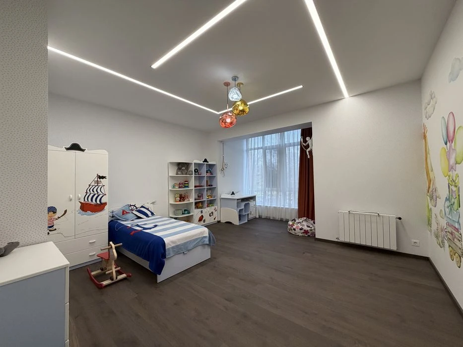Продается шикарная 4 кк в Центре!