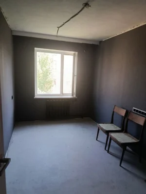 Продаю 2к/кв пр.Центральный/3 Слободская 8/9,45/27/8,разделк
