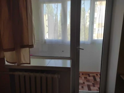 Продаю в Корабельном районе  1 к. квартиру