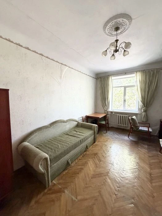 Двокімнатна квартира на Соборній під ремонт