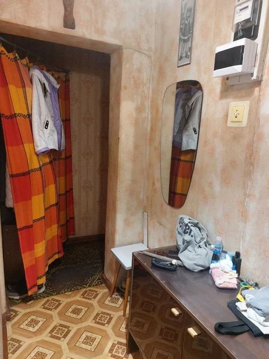 Продаю 2к/кв. ул.ген.Алмазова (р-н Юр.Академии)