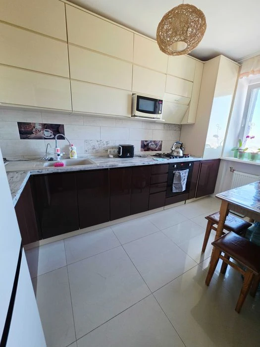 Продаж 3к кв з ремонтом пр.Богоявленський, 9\10 ,68кв.,Серти