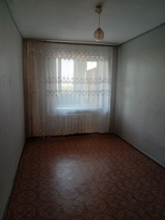 Продам 2-хкомн квартиру на пр.мира
