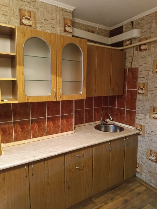 Продаю 3к/кв  ул.Артилерийская 1/9 панель 56/37/8,балкон  30