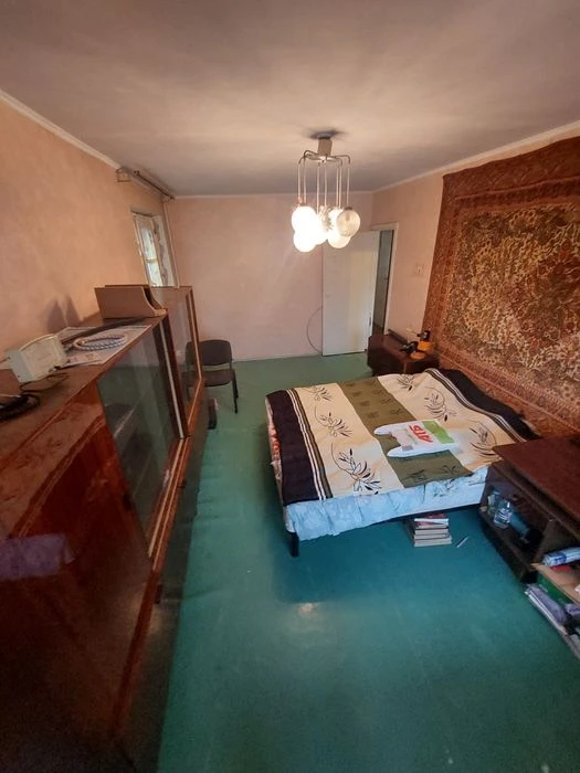 Третя Слобідська/ продам Трьохкімнатну квартиру