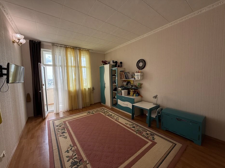 Продаж великой квартири в ЖК Адмірал