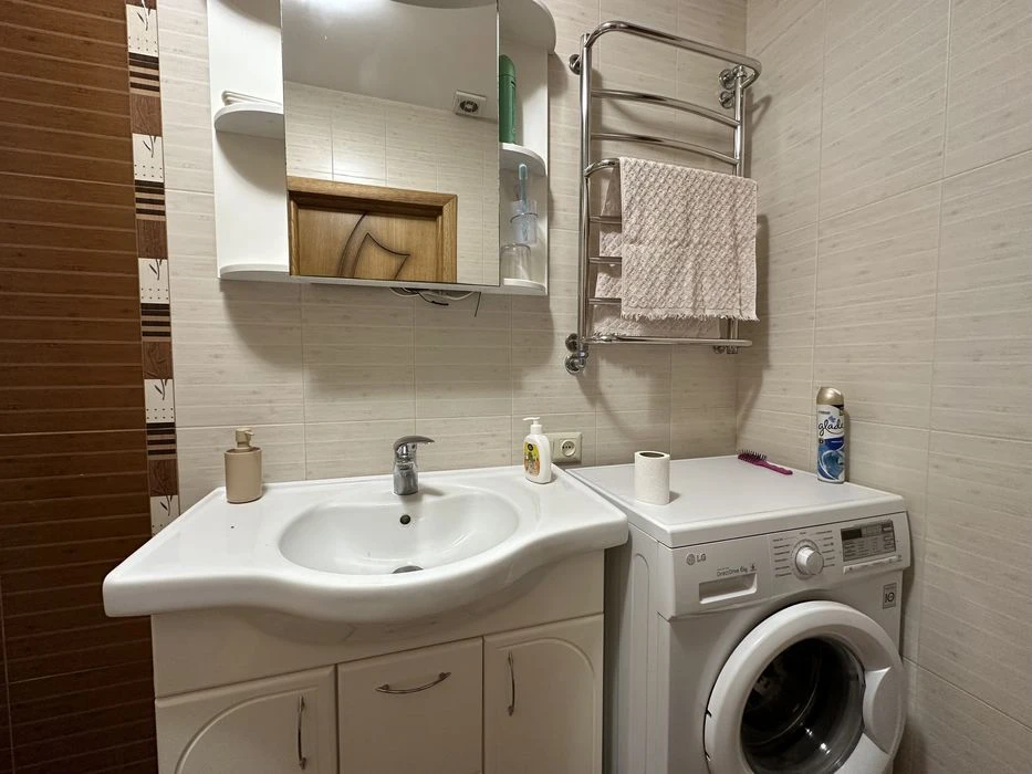 Продажа 1к в самом центре с паркоместом