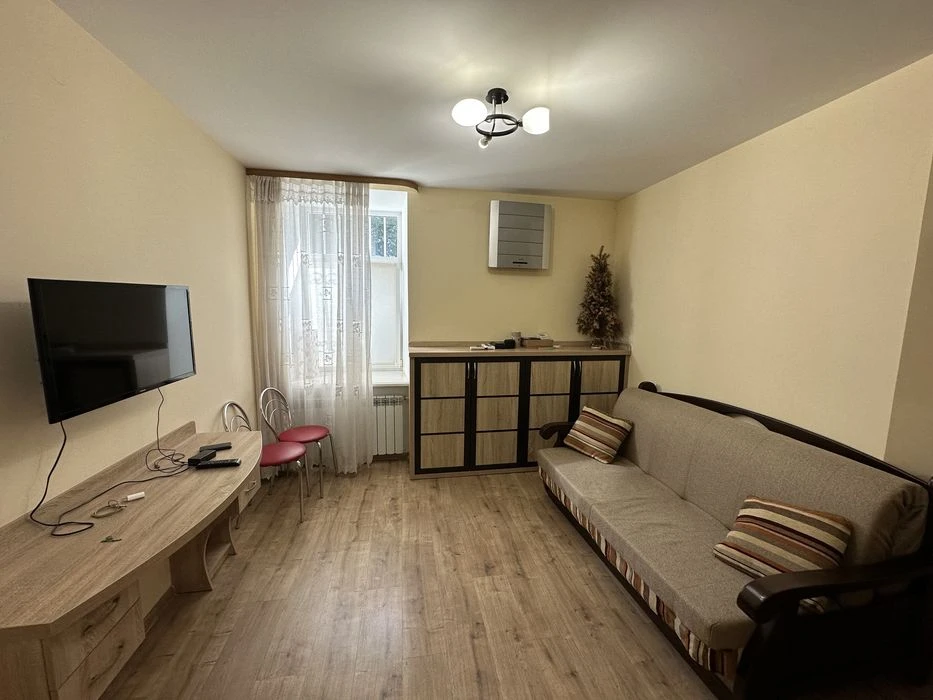 Продажа 1к в самом центре с паркоместом