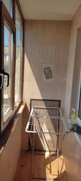 Продажа 1 крупногабаритной квартиры в центре Корабельного ра