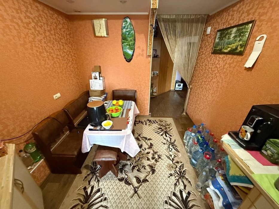 Продам отличную 2х комнатную квартиру в Корабельном районе.