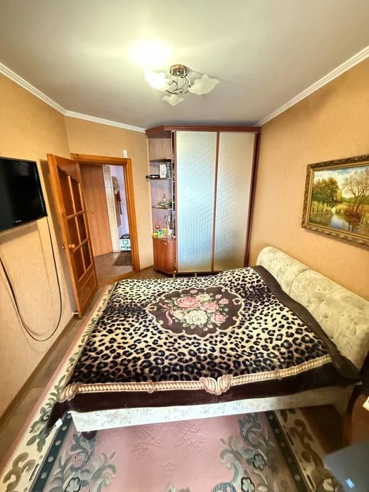 Продам отличную 2х комнатную квартиру в Корабельном районе.