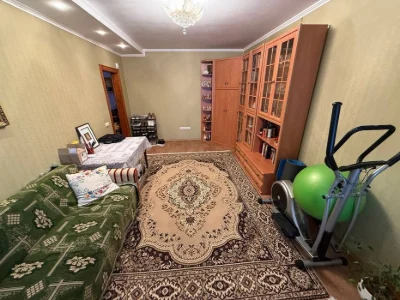 Продам отличную 2х комнатную квартиру в Корабельном районе.