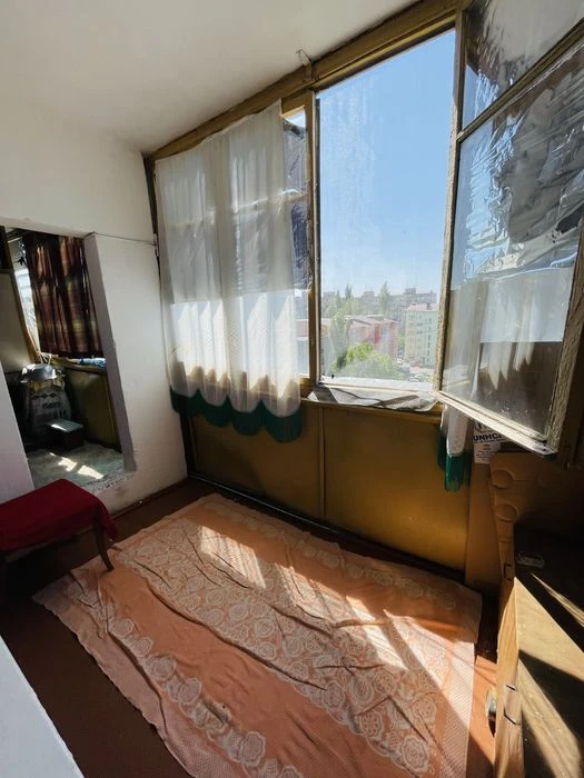 Продам 3 кімнатну квартиру пр Центральний - 6 Слобідська