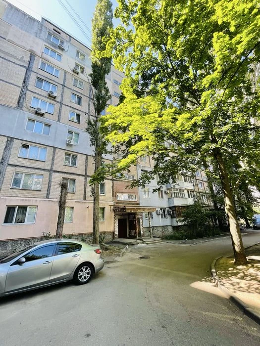 Продам 3 кімнатну квартиру пр Центральний - 6 Слобідська