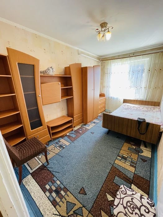 Продам 3 кімнатну квартиру пр Центральний - 6 Слобідська