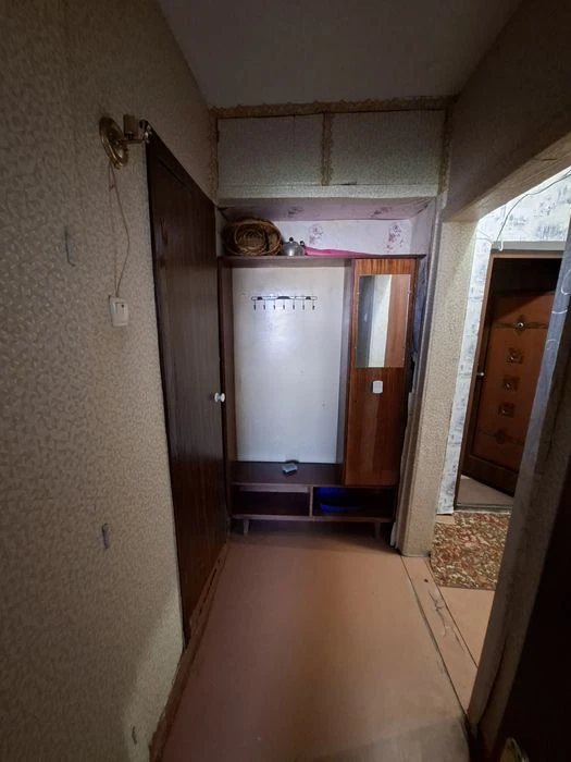 Продаю 1 к. кв. пр. Миру-Театральна