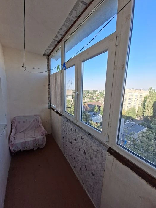 Продаю 1 к. кв. пр. Миру-Театральна