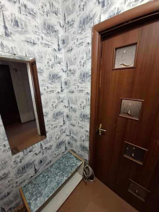 Продаю 1 к. кв. пр. Миру-Театральна