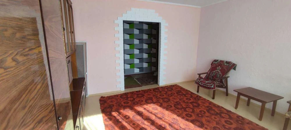 Продажа 2-х к. квартиры   в Корабельном районе.