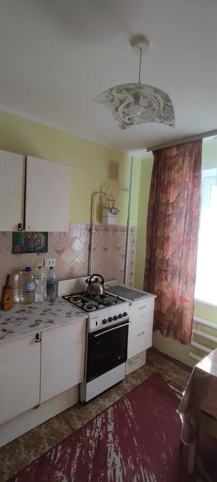 Продажа 2-х к. квартиры   в Корабельном районе.