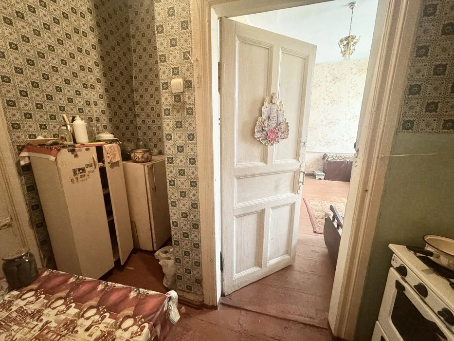 Продам 1к.квартиру. Сінна. Ц.ринок