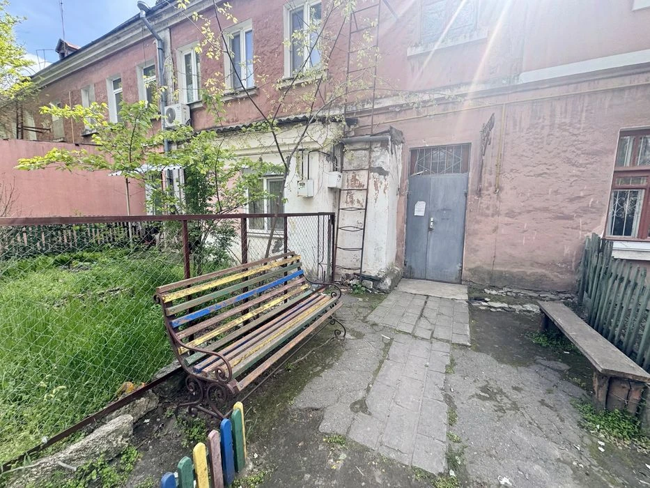 Продам 1к.квартиру. Сінна. Ц.ринок