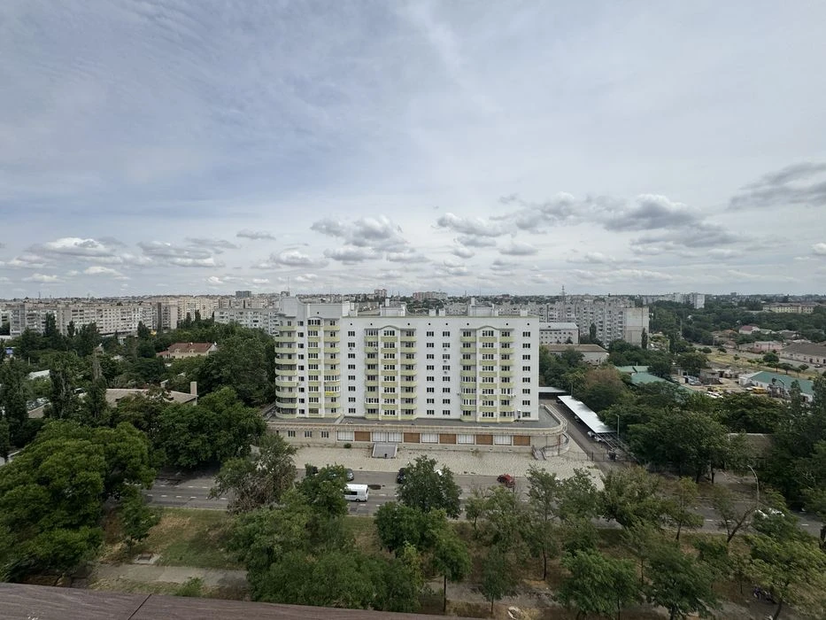 Продам квартиру в новобудові! Центр!4поверх