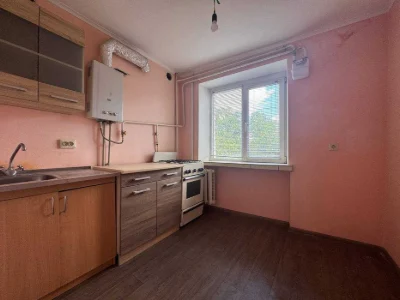 Продаж 1 кімнатної квартири(площа Перемоги)