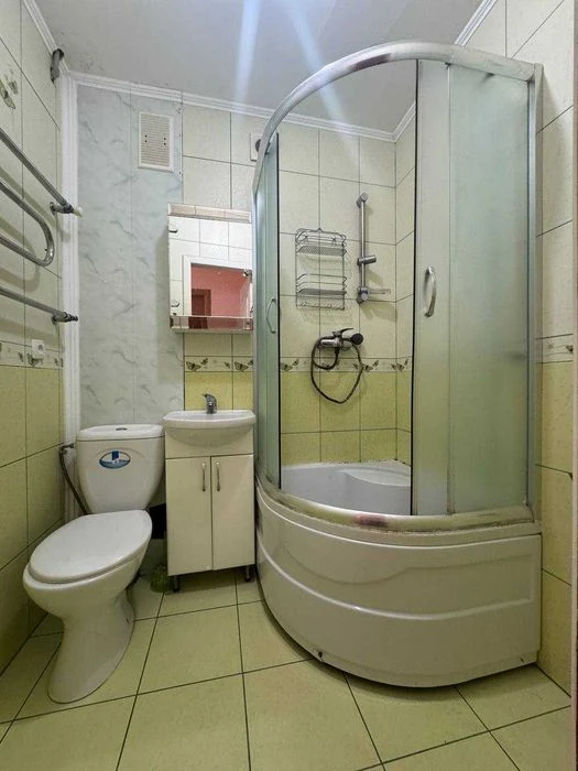 Продаж 1 кімнатної квартири(площа Перемоги)