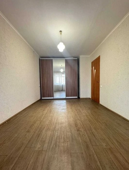 Продаж 1 кімнатної квартири(площа Перемоги)