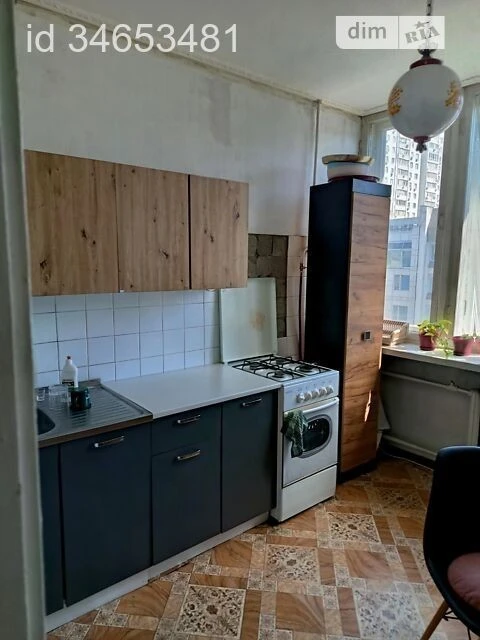 Sale of 2-room apartment 71.2 sq. m. on Predslavynska Street 38 • ID