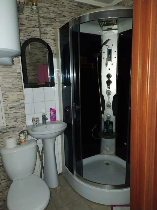 Продаю 2к Авангардная