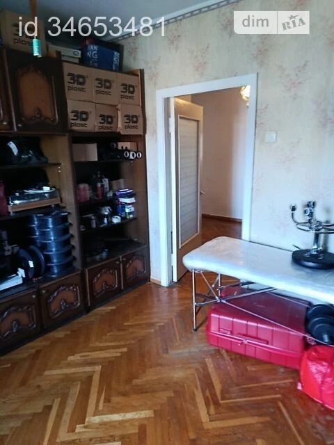 Sale of 2-room apartment 71.2 sq. m. on Predslavynska Street 38 • ID