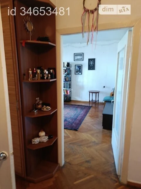 Sale of 2-room apartment 71.2 sq. m. on Predslavynska Street 38 • ID